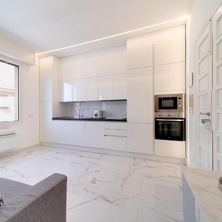 Suite Aurora Luxury In The Center Of Sanremo Exterior foto