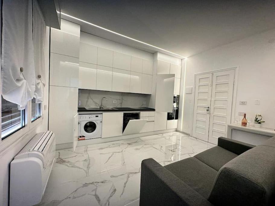 Suite Aurora Luxury In The Center Of Sanremo Exterior foto