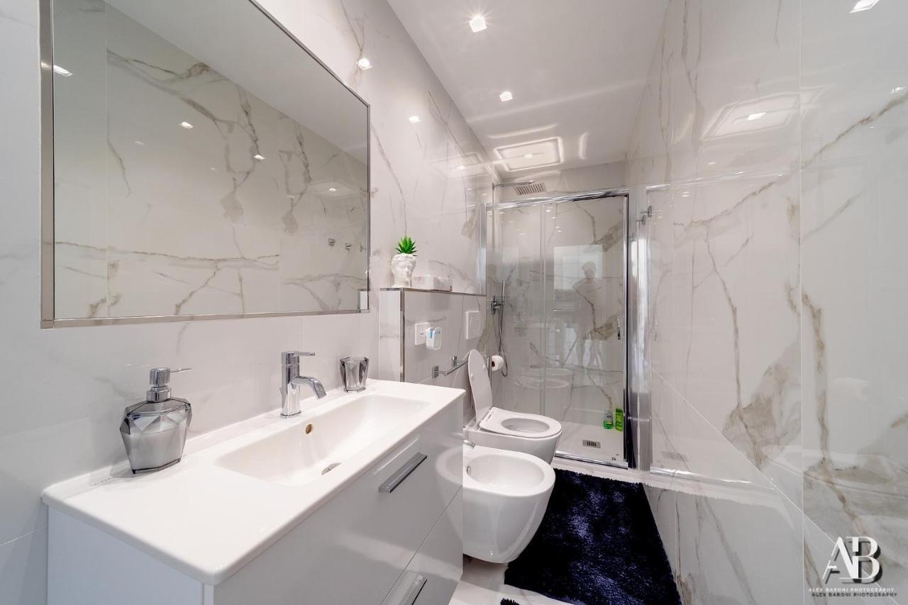 Suite Aurora Luxury In The Center Of Sanremo Exterior foto