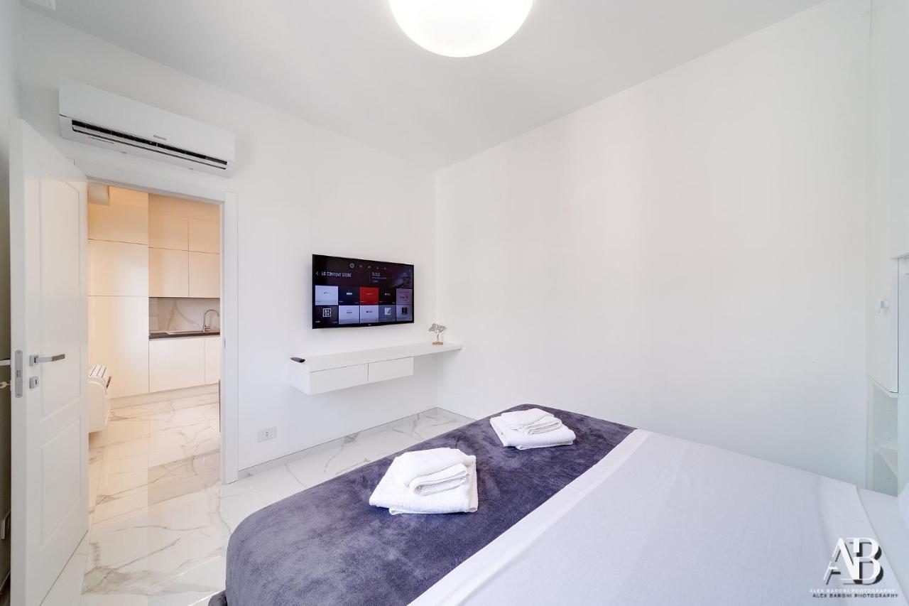 Suite Aurora Luxury In The Center Of Sanremo Exterior foto