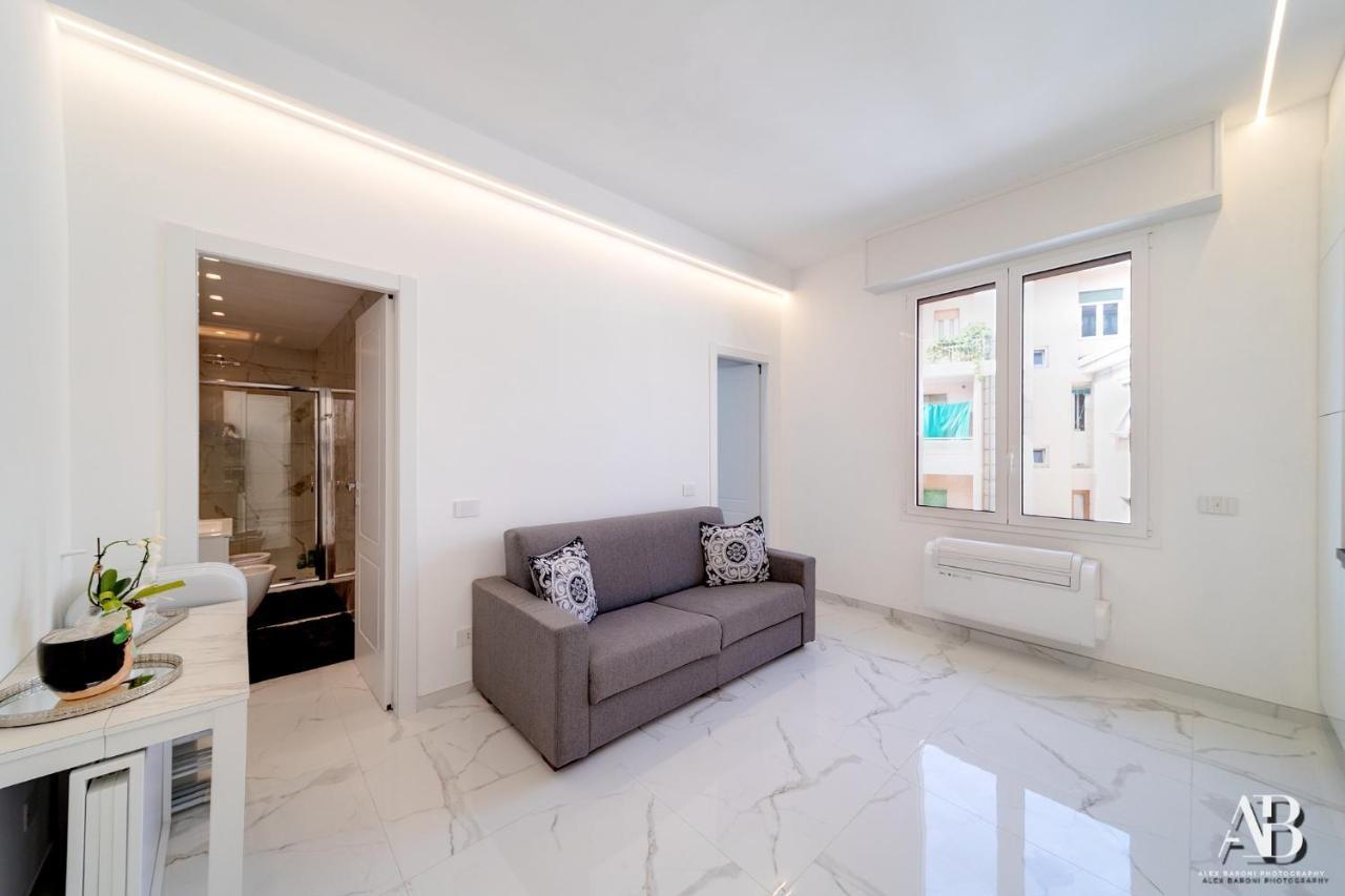 Suite Aurora Luxury In The Center Of Sanremo Exterior foto